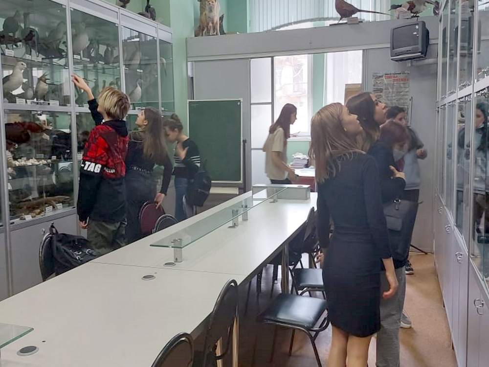 Школьники прошли увлекательный квест на биологическом факультете АГУ