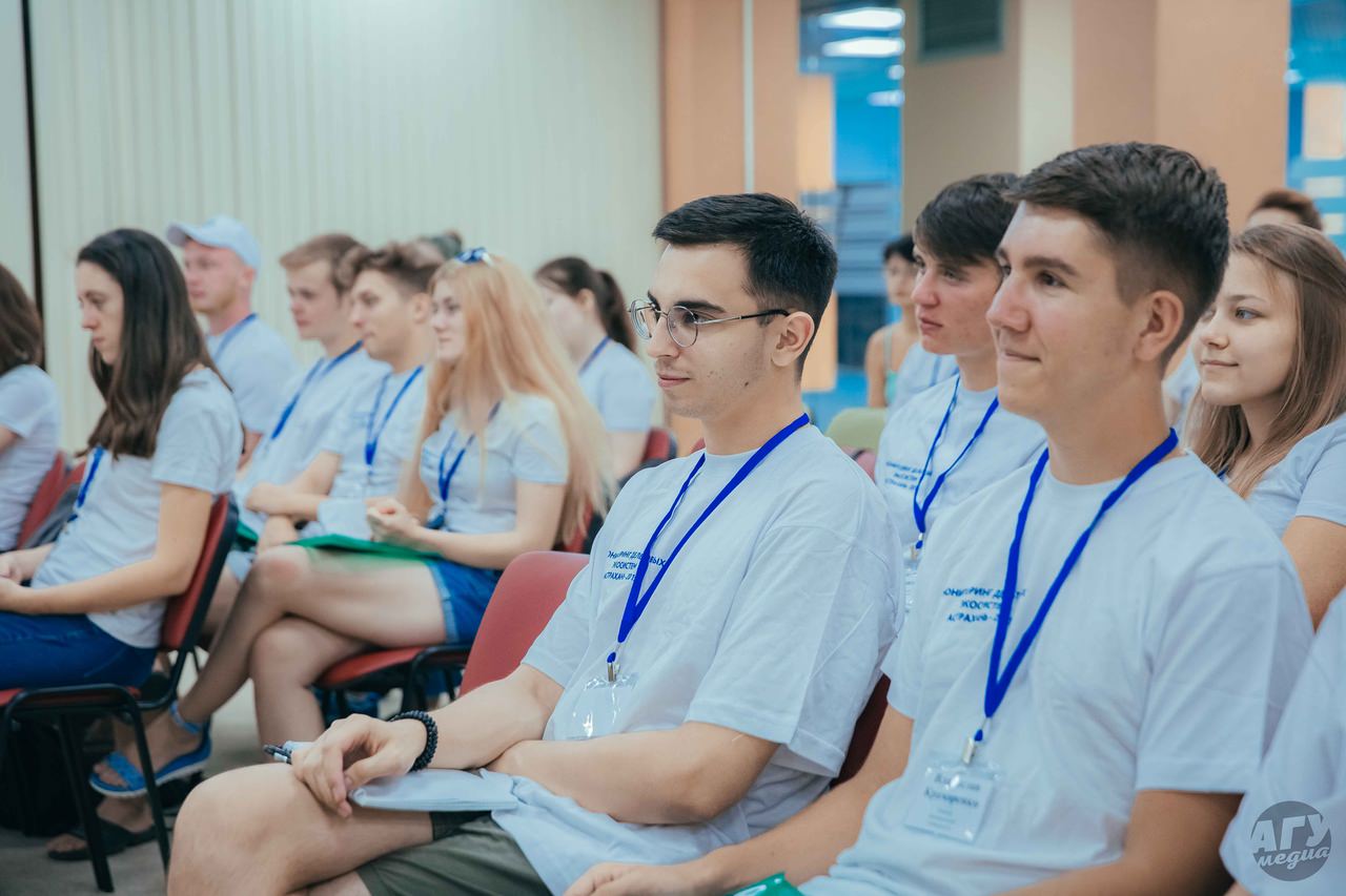 В Астраханском госуниверситете открылась летняя экологическая школа