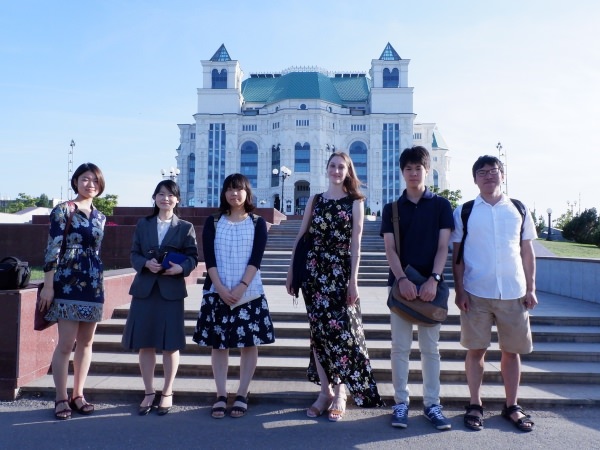 Японские студенты окончили программу изучения России в АГУ