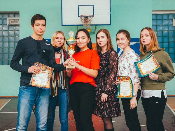 В Астраханском госуниверситете подвели итоги спартакиады «Первокурсник на все 100»