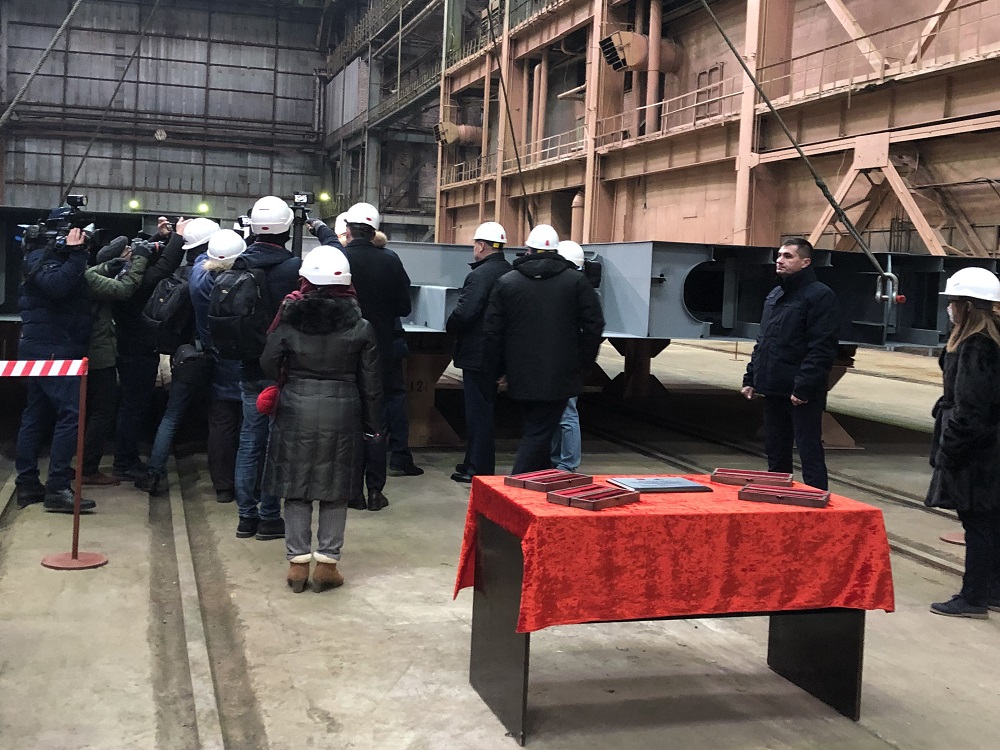 Представитель АГУ приняла участие в закладке земснарядов на заводе «Лотос»