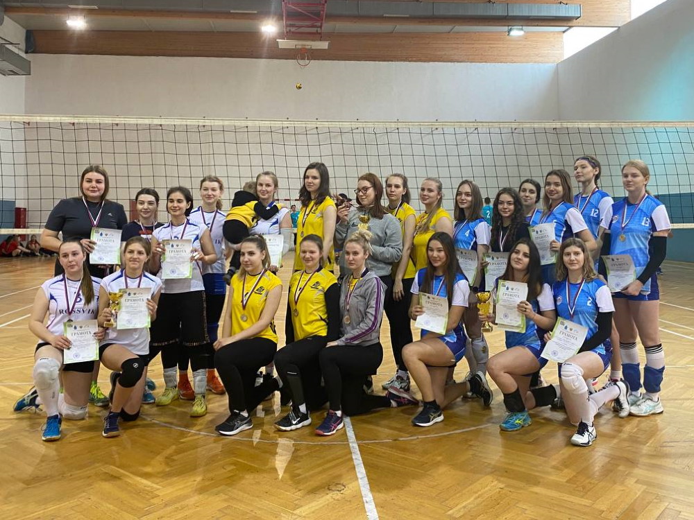 Волейболисты Астраханского госуниверситета взошли на пьедестал АСЛ