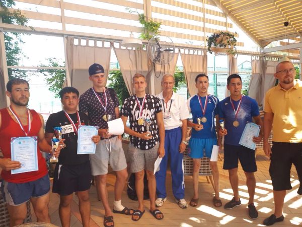 Волейболисты-пляжники Астраханского госуниверситета завоевали серебро