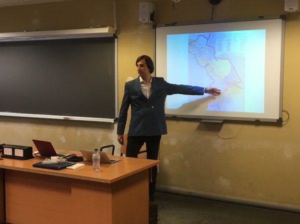 Профессор АГУ прочёл курс лекций студентам итальянского вуза