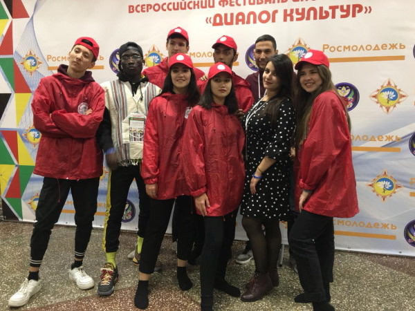 Команда АГУ привезла призы с фестиваля иностранных студентов