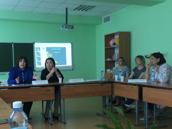 Филологи АГУ рассказали сельским учителям о путях интеграции школы и вуза