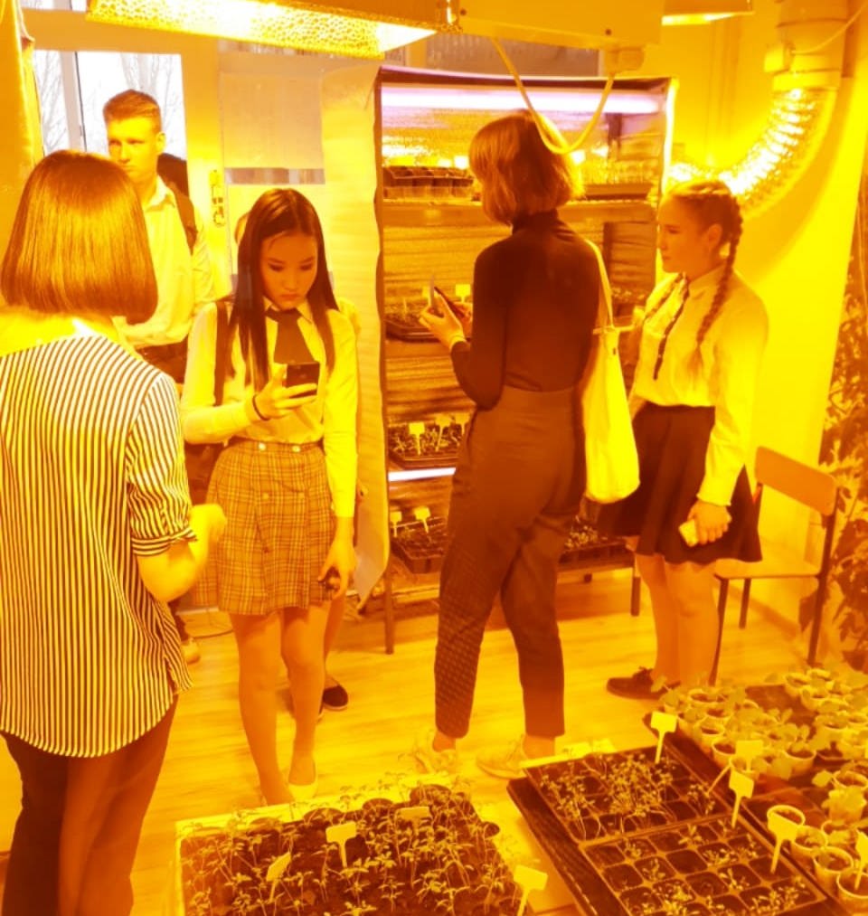В Астраханском госуниверситете школьники приняли участие в агромарафоне