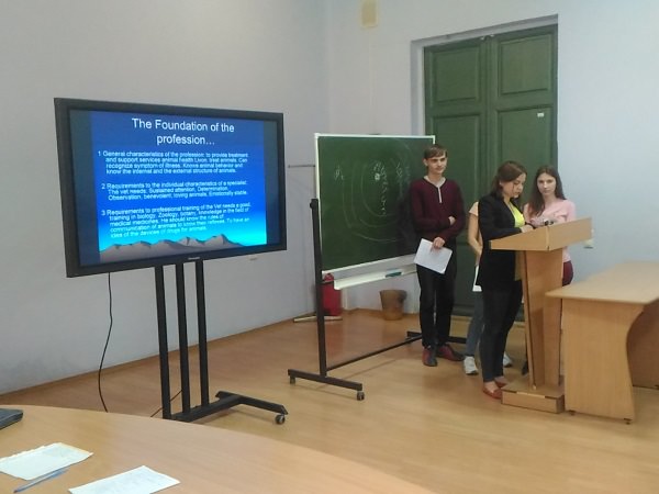 Студенты АГУ презентовали междисциплинарные проекты на английском языке