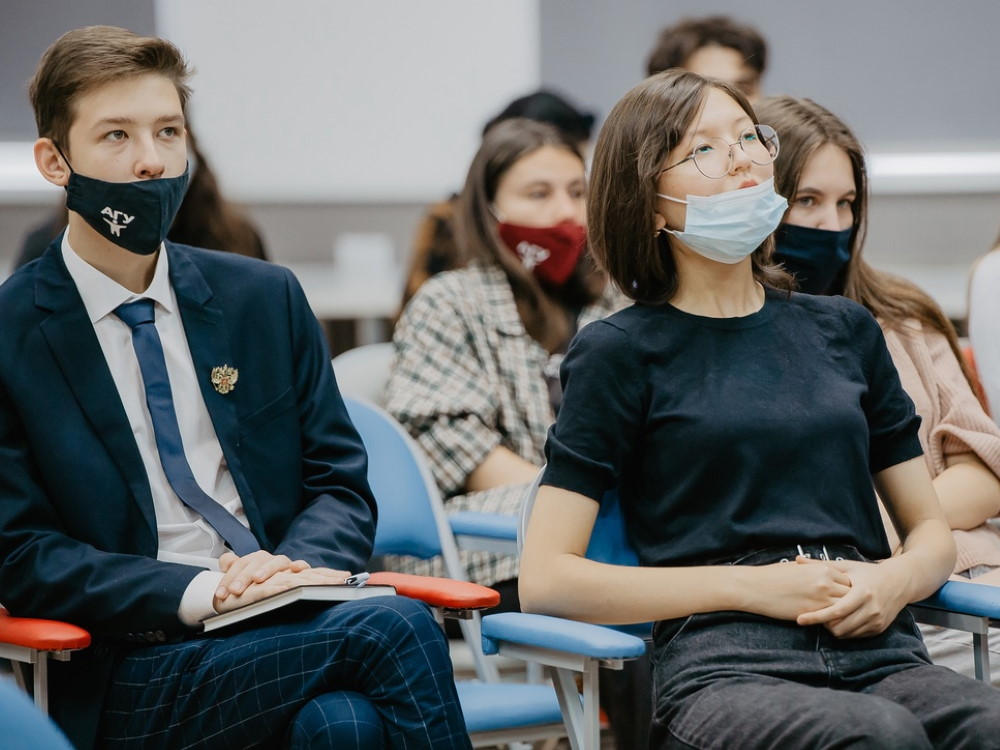 Студентов Астраханского госуниверситета приглашают стать стипендиатами России