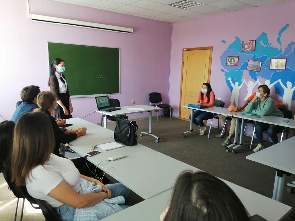 Студенты АГУ провели Всероссийский день единых действий