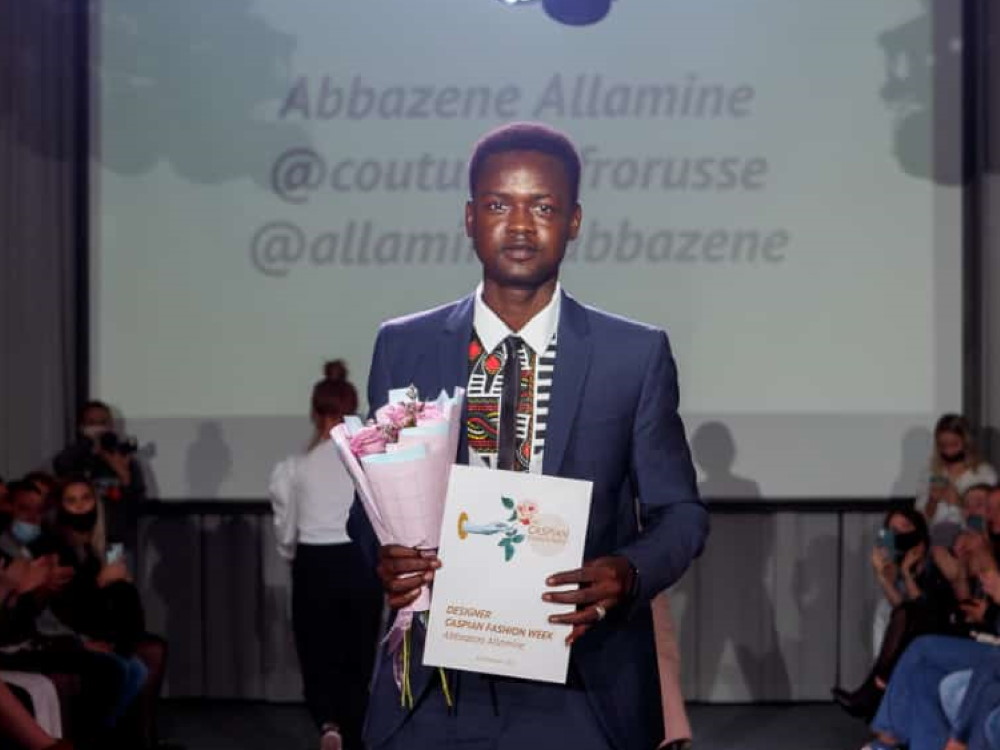 Студент АГУ из Африки создал авторскую коллекцию одежды