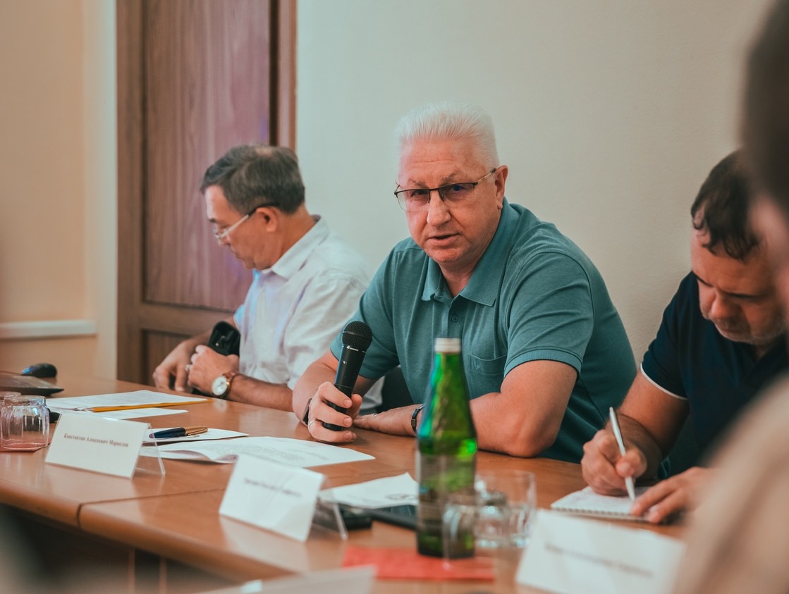 В АГУ обсудили итоги Каспийского саммита и вопросы интеграции стран Прикаспия