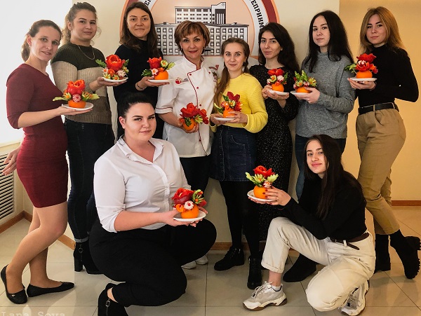 В Астраханском госуниверситете учатся кулинарному волшебству