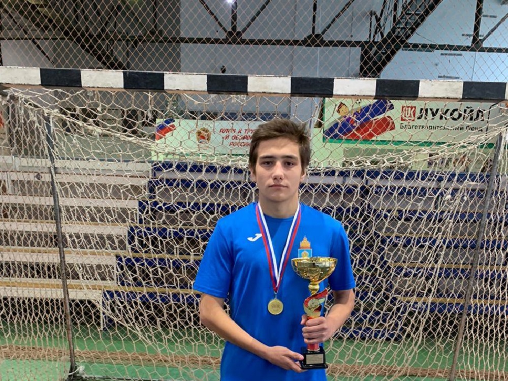Первокурсник АГУ помог одержать победу сборной Астраханской области по мини-футболу