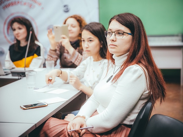 В Астраханском госуниверситете обсудили вопросы цивилизованного обращения с мусором