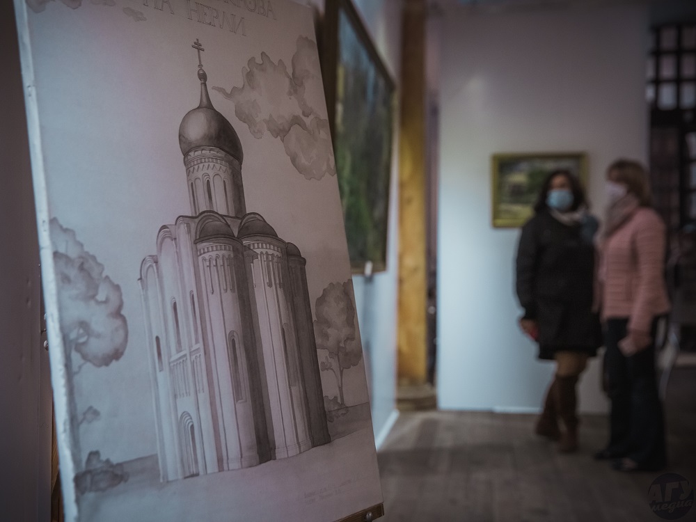 Картины студентов Астраханского госуниверситета можно посмотреть в Цейхгаузе