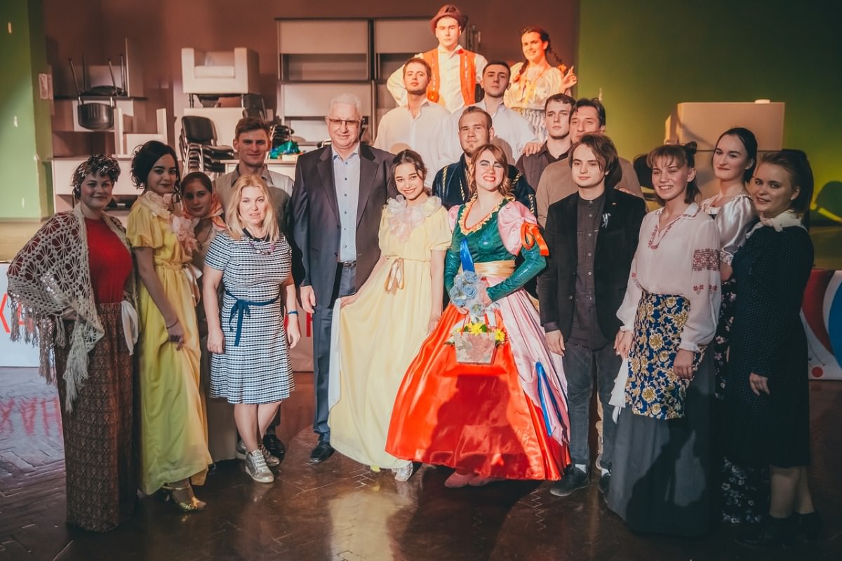 Студенты АГУ поставили спектакль по пьесе Островского