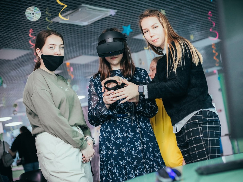 Как полюбить астрономию: студенты АГУ нашли современное VR-решение