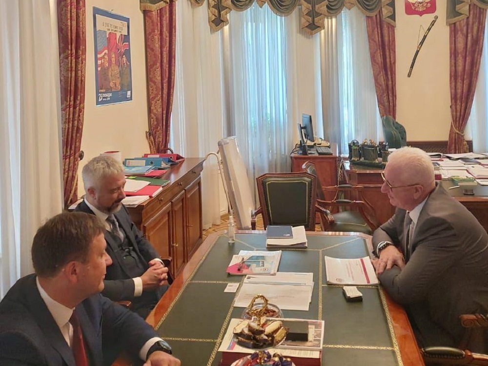 Ректор Астраханского госуниверситета встретился с главой Россотрудничества
