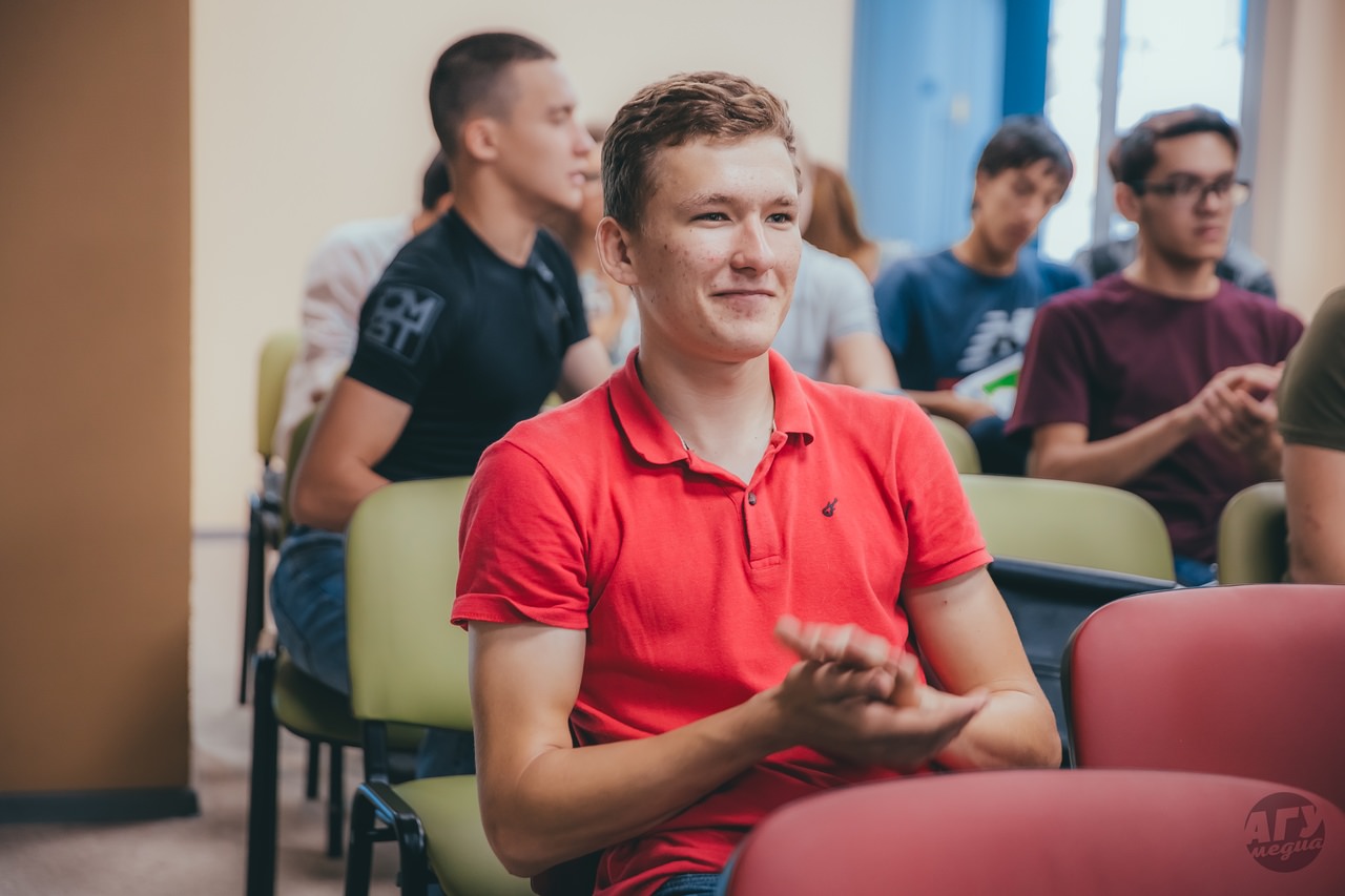 В Астраханском госуниверситете завершилась работа летней физической школы
