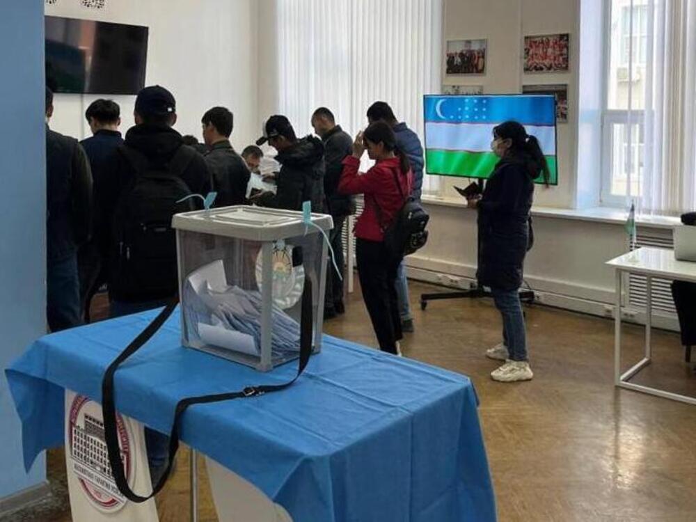 Студенты из Узбекистана приняли участие в референдуме на площадке АГУ