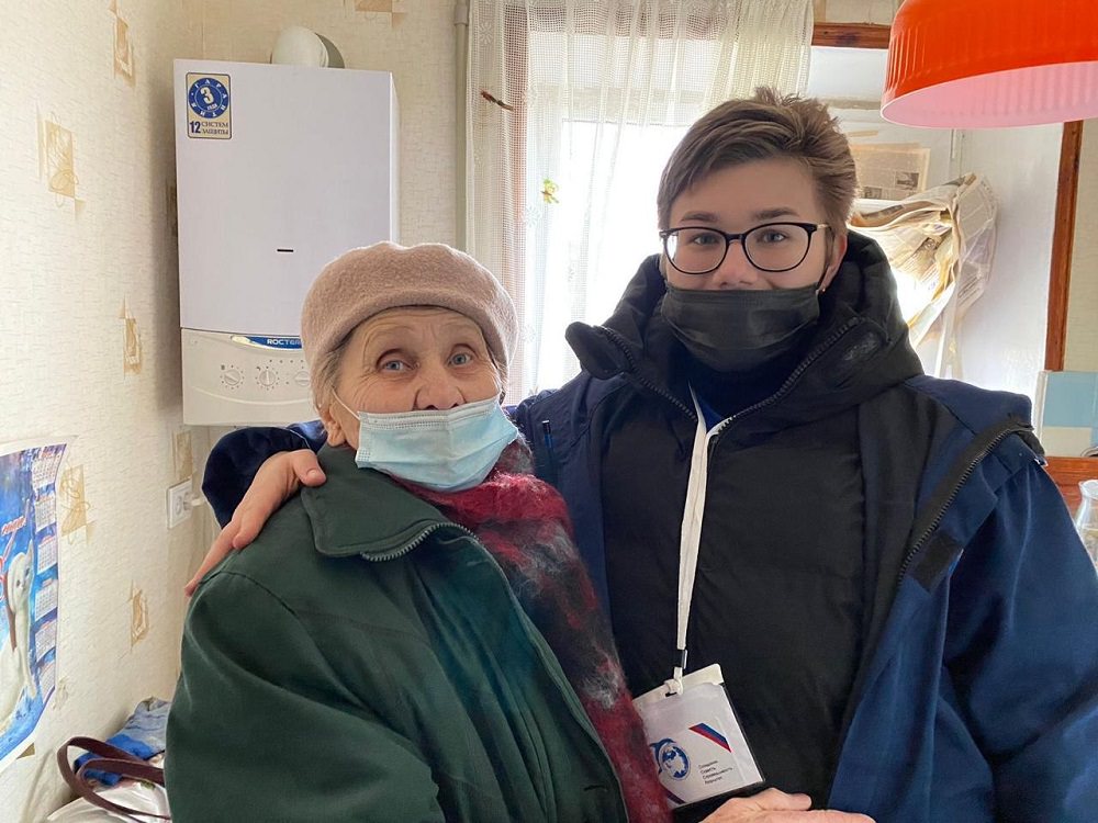 Студентка АГУ рассказала о своих добровольческих поездках в Донбасс