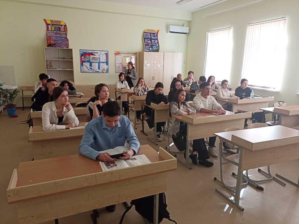 Cотрудники АГУ провели профориентационную встречу с учащимися Приволжской СОШ №1
