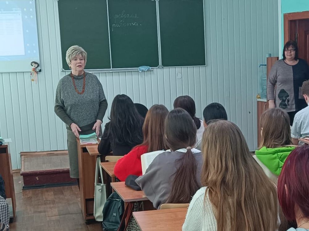 Преподаватели ФСК АГУ приняли активное участие во всероссийской акции «Учёные – в школы»